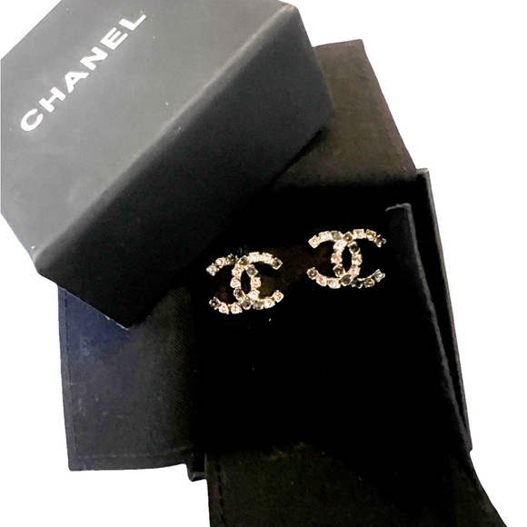 CHANEL  Metal Baguette Crystal CC Earrings Black - Picture 5 of 5